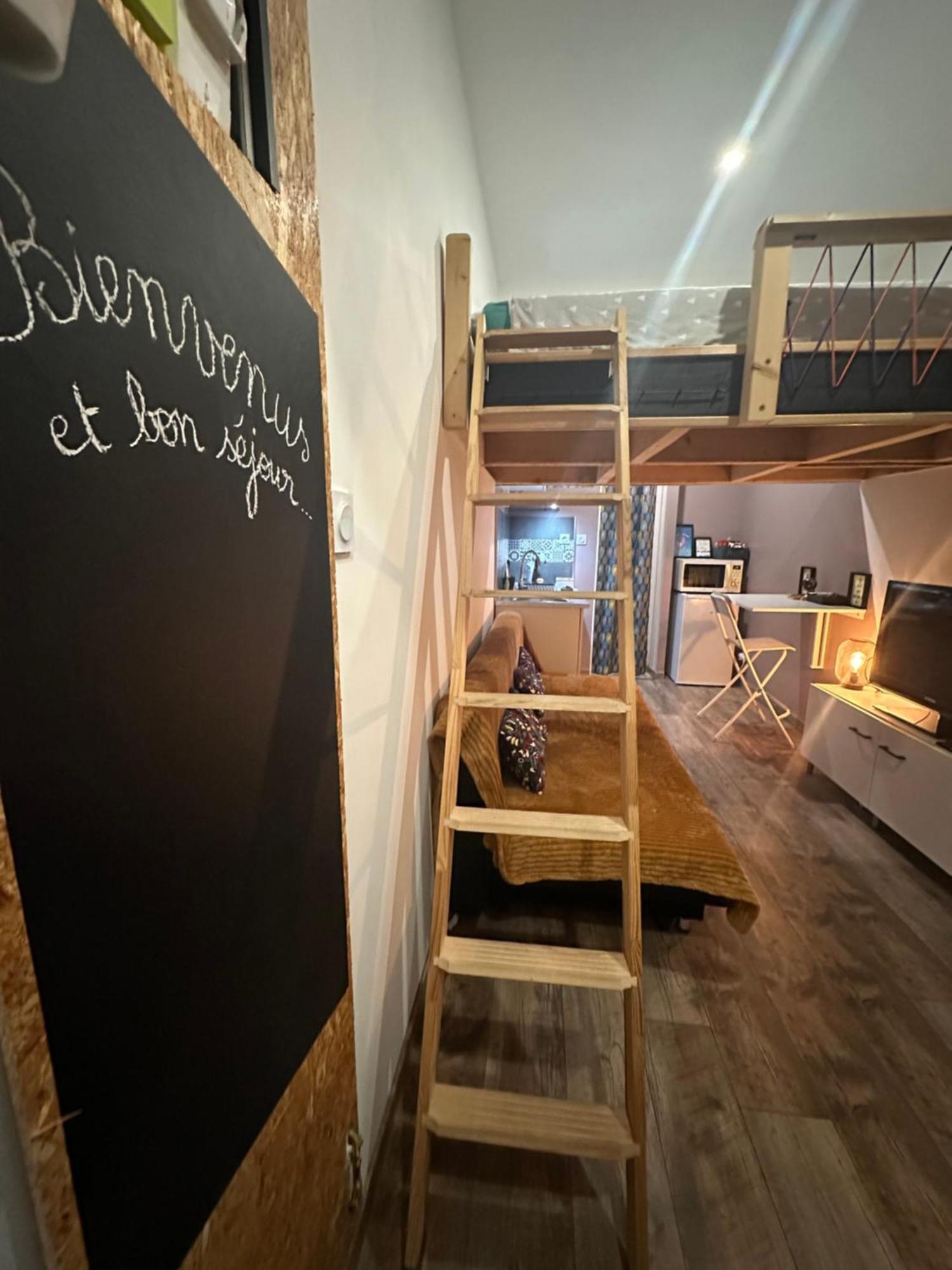 La Tiny : Adorable Petit Studio /Parking Gratuit. Angoulême Esterno foto