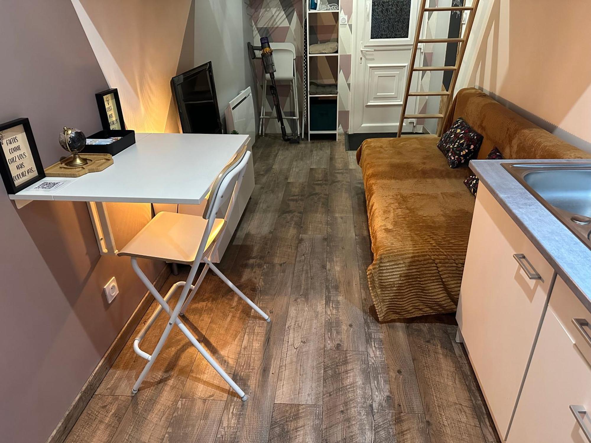 La Tiny : Adorable Petit Studio /Parking Gratuit. Angoulême Esterno foto